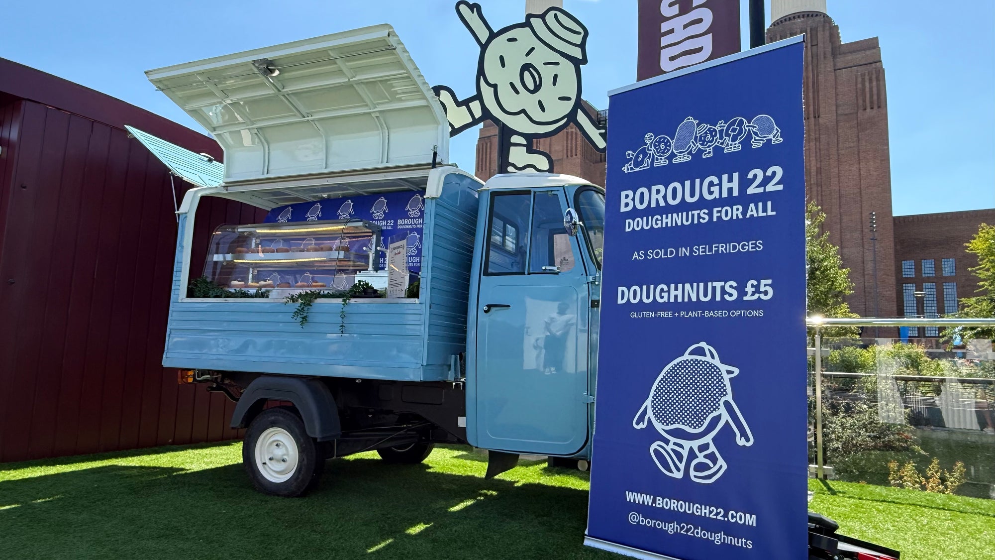 Donnie, the Borough 22 doughnut tuk-tuk
